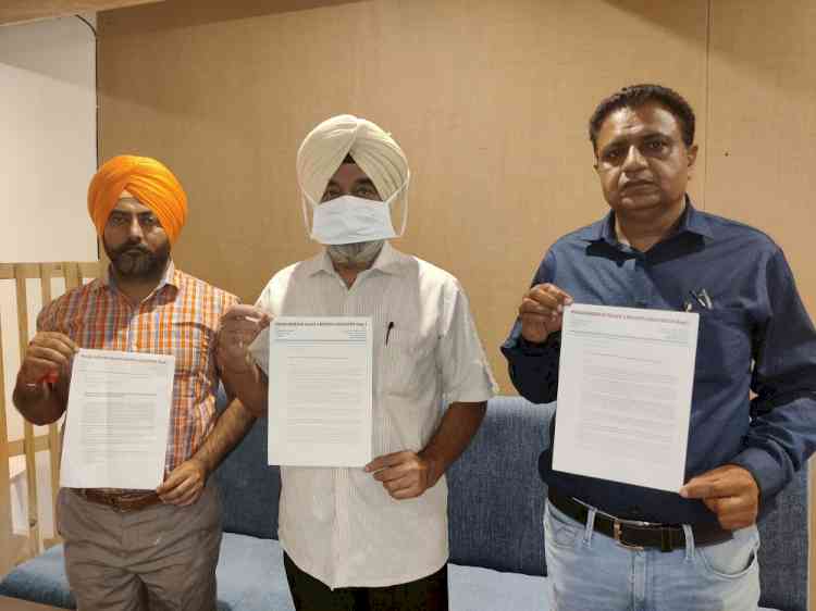 Punjab Marriage Palace and Resort Association submits memorandum to CM