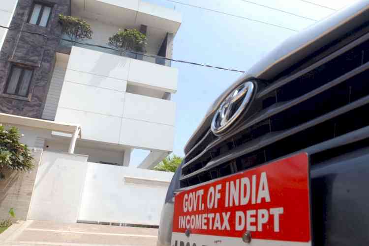 I-T raids at cellphone manufacturing companies across India