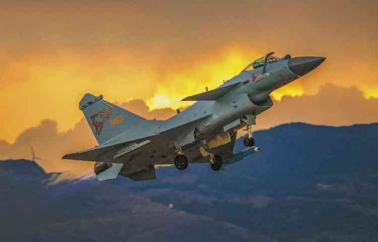 Pak inducts J-10C fighter jets from China to counter India's Rafale