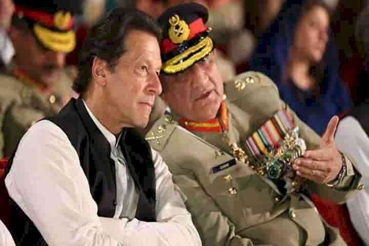 Did Army chief General Bajwa ask Imran Khan to step down from PM's post?