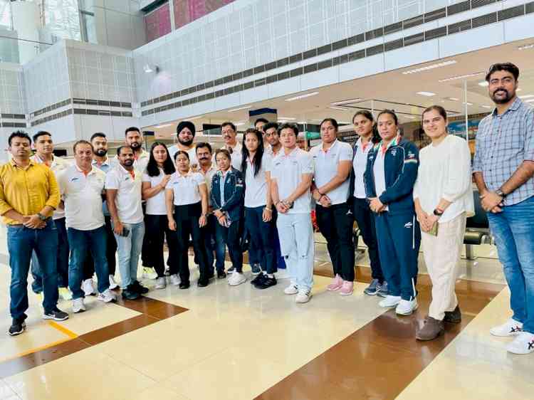 CWG 2022: India weightlifting team reaches home; felicitated on arrival at Amritsar airport