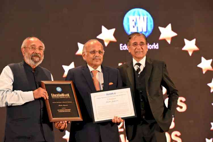 Shishir Jaipuria honoured with Lifetime Achievement Award in Education Leadership at EducationWorld India School Rankings Awards 2022-23