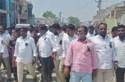 Rally in Pulivendula to protest Bhaskar Reddy's arrest by CBI