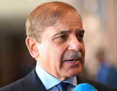 Pak PM Shehbaz Sharif mulls seeking vote of confidence