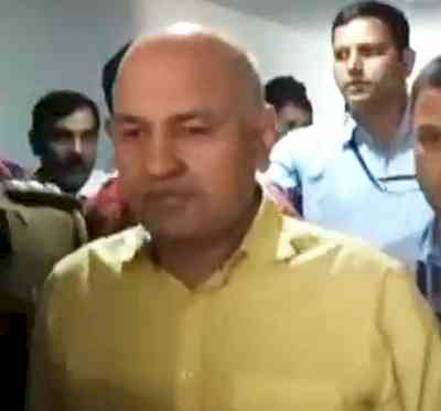 Excise policy case: Delhi HC adjourns hearing on Sisodia's interim bail plea to May 10