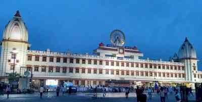 Varanasi Railway Station gets restaurant on wheels