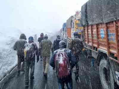 Tourists stranded in Himalayas rescued by BRO in Himachal
