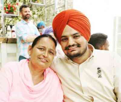 Moosewala's mother pays emotional tribute on his first death anniversary