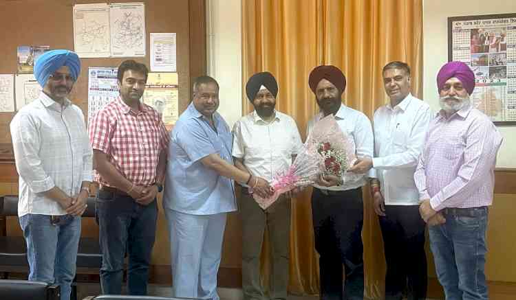 CICU delegation meets and welcomes Er Inderpal Singh   