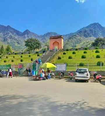 At 35 degrees, Srinagar records hottest June day after 5 years