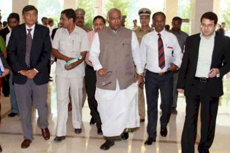 Kharge to discuss poll preparedness for Telangana on Tuesday