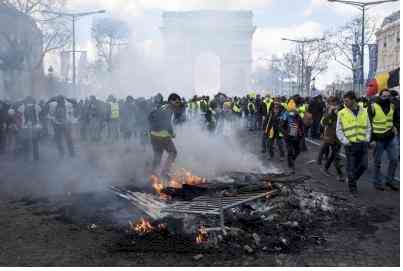 Violence continues in France after police officer fatally shot teen