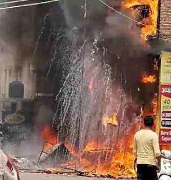 Fire in 3-storey building in Delhi's Jheel Khurenja area