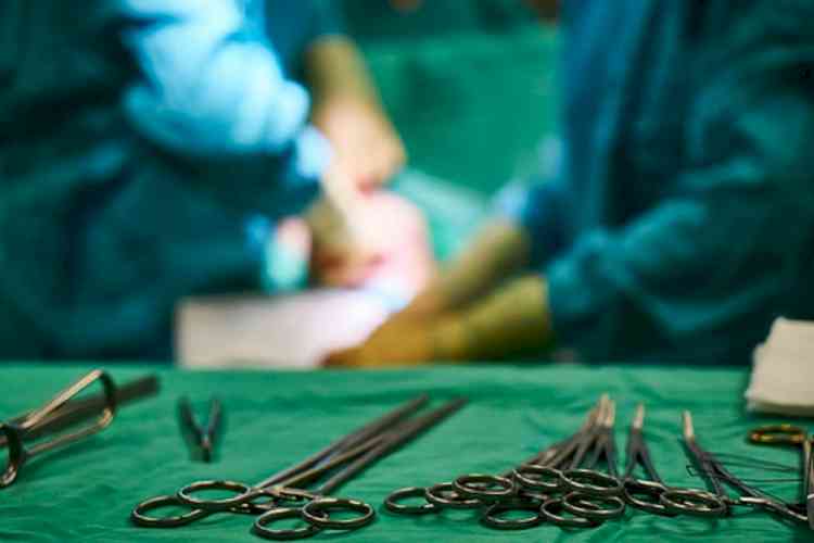 Indian-American urologist accused of performing vasectomy on wrong side