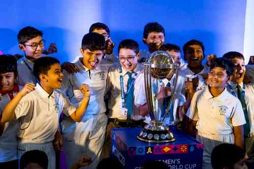 Former players come together as Mumbai plays host to ICC Men's Cricket World Cup trophy