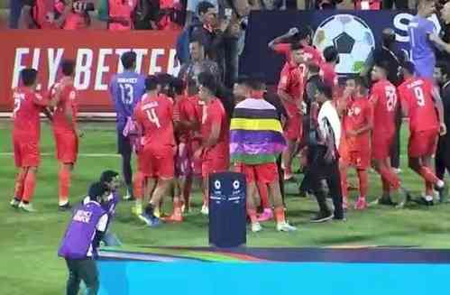 Footballer Jeakson Singh sparks off row by wrapping himself in Meitei flag after SAFF final