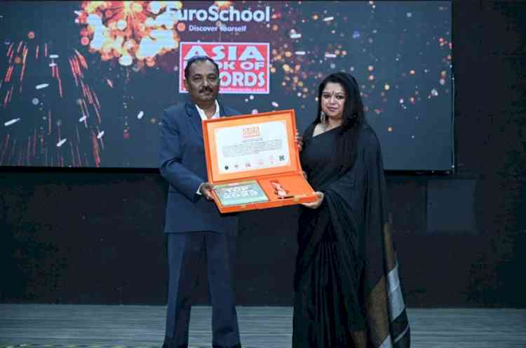 EuroSchool Kharadi principal sets record at Asia Book of Records