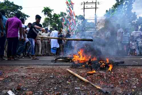 Rural Polls: Bengal govt calls for strict action against perpetrators of violence
