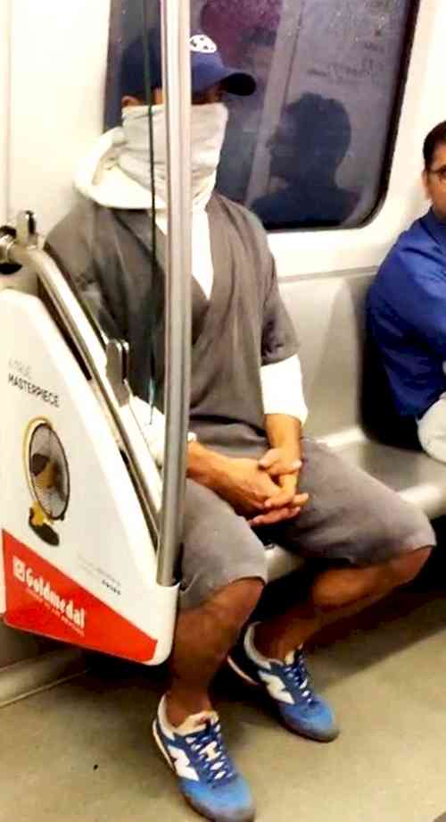 Vidyut Jammwal takes Mumbai metro to get home after work