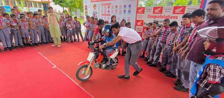 Honda Motorcycle & Scooter India conducts Road Safety Awareness Campaign in Ramgarh