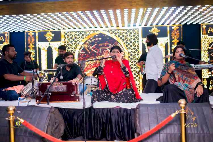 An enchanting sufi night experience by Sufi Singer Jyoti Nooran of Nooran Sisters at Akra Delhi