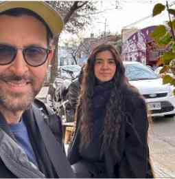 Hrithik shares picture with ‘winter girl’ Saba Azad from vacay in Buenos Aires