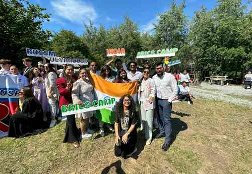 BRICS Youth camp delegation visits Lenin Memorial House