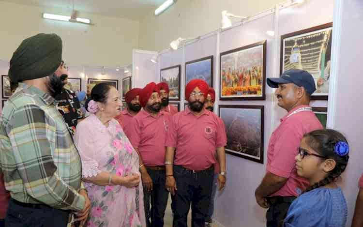 Photography exhibition 'One Thousand Words' showcased unique clicks of shutterbugs 