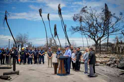 Biden, First Lady inspect wildfire destruction in Hawaii