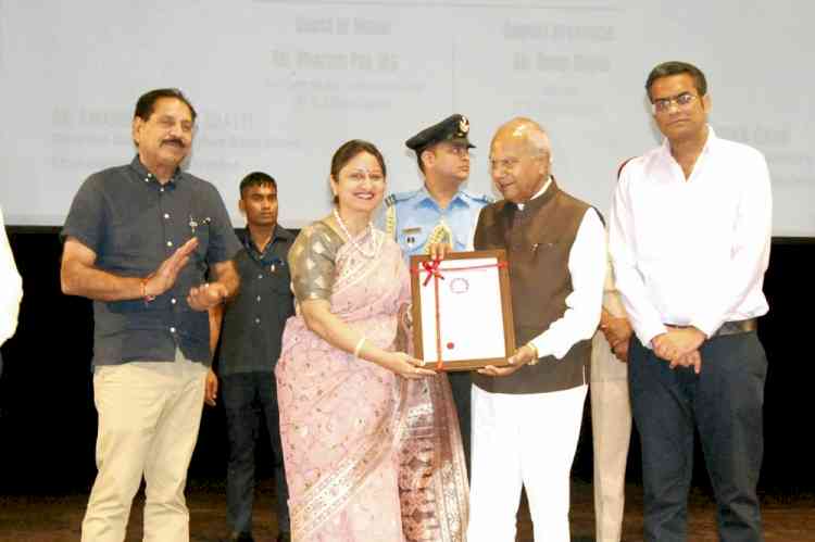 State Award 2022-23 for Best Teacher conferred to Principal Monika Chawla