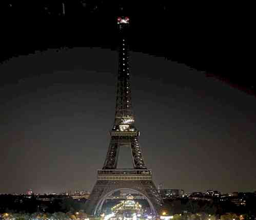 Eiffel tower goes dark to pay tribute to Morocco quake victims