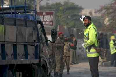 1 cop, 2 terrorists killed in attack in Pakistan's Punjab