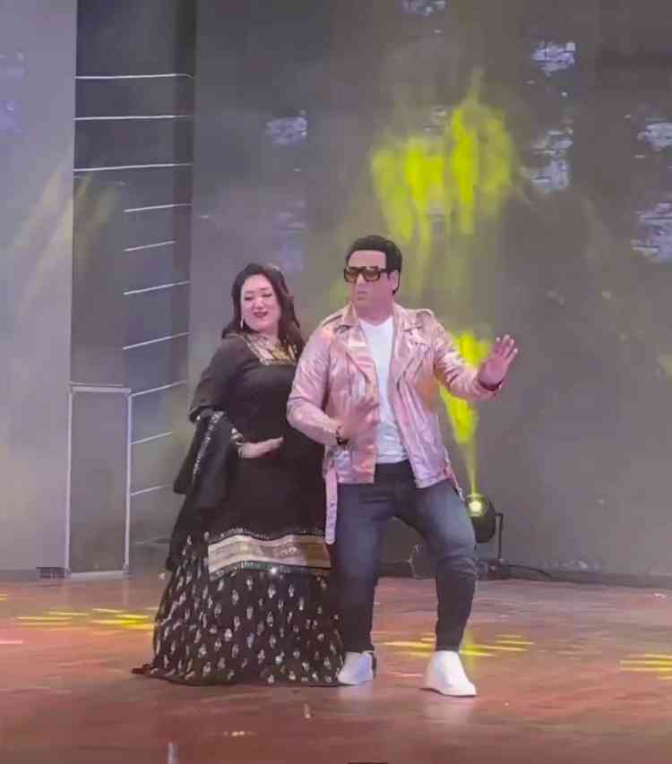 Dazzling Duo: Govinda and Sunita Groove to 'Kisi Disco Mein Jaaein'