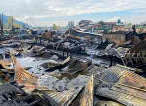 Dal Lake blaze: Srinagar admin provides 'immediate assistance' to 8 affected families 