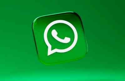 WhatsApp rolling out view once photos, videos option for desktop apps