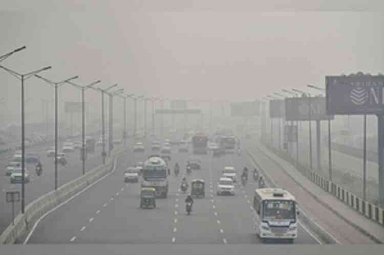 Biomass burning, vehicle pollution, secondary aerosols worsened Delhi's air quality in Nov