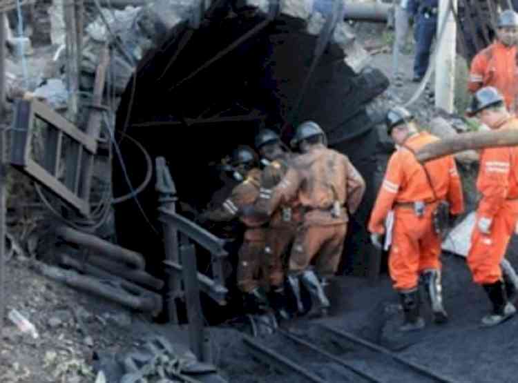 12 killed in coal mine accident in China