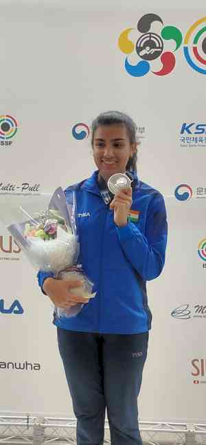 Asia Olympic Shotgun qualifiers: Gurjoat, Raiza win bronze in Skeet Mixed Team