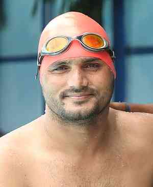 MP's para swimmer, who crossed English Channel, conferred Padma Shri 