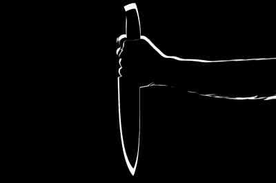 MP Shocker: Man slits 8-yr-old daughter's throat, throws in bushes assuming her dead, girl survives