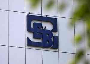 SEBI receiving complaints regarding fraudulent trading platforms falsely claiming affiliation with FPIs