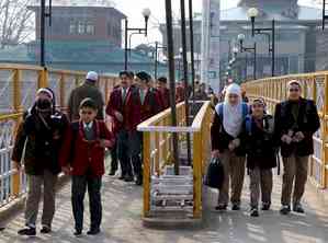 Schools reopen in Kashmir after 3-month winter break