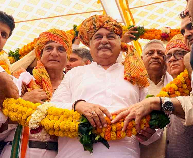 Ex CM Hooda campaigned for Actor turned politician Raj Babbar at Rewari