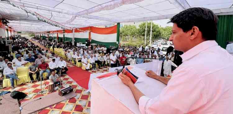 Strong law and order necessary for industry, investment and trade: Deepender Hooda