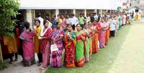 Bengal records 77.99 pc voter turnout amid violence  