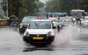 Cyclone Remal impact on Bengal: Widespread rainfall, red alert in two districts