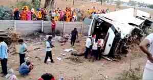 One dead, over 22 injured as bus falls off culvert on Delhi-Mumbai Expressway