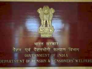 Maximum limit of retirement & death gratuity for Central govt employees hiked to Rs 25 lakh