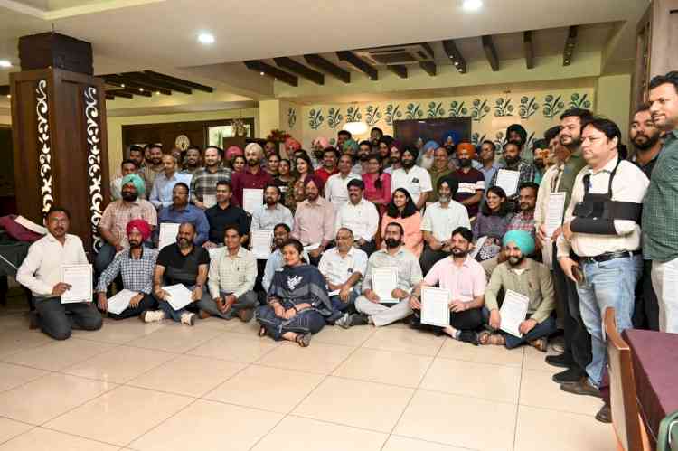 DC felicitates 91 officials/staff members for ensuring smooth conduct of polls