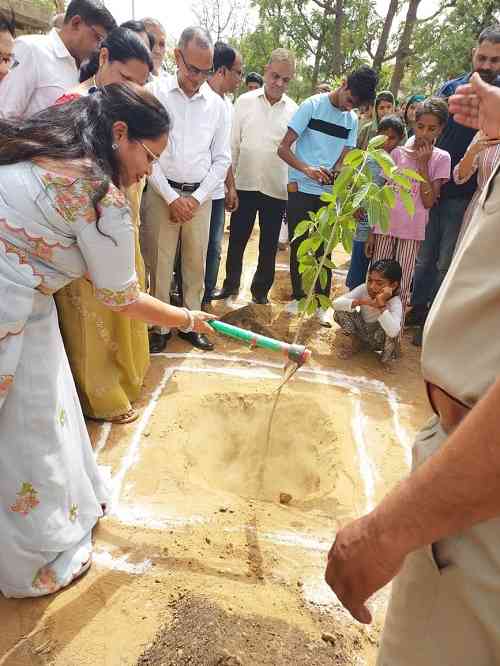 M3M Foundation pledges to plant 10,000 trees using Miyawaki method at Tauru Anaj Mandi- Abha Bansal